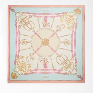 COPY - Guess Chain Print Scarf